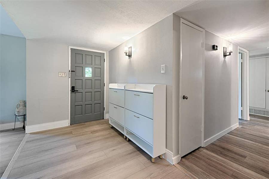 Property photo for 6536 Mesquite Trail, Plano, TX