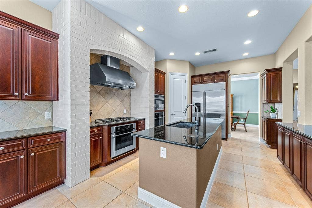 7122 Lake Mead Court, Frisco, TX 75036 7122 Lake Mead Court, Frisco, TX 75036