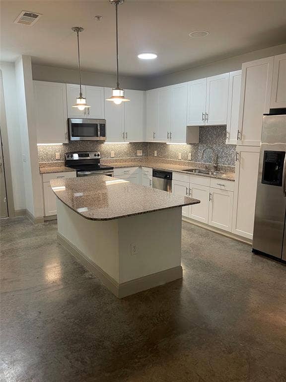 Property photo for 908 N Bishop Avenue, #2-104, Dallas, TX
