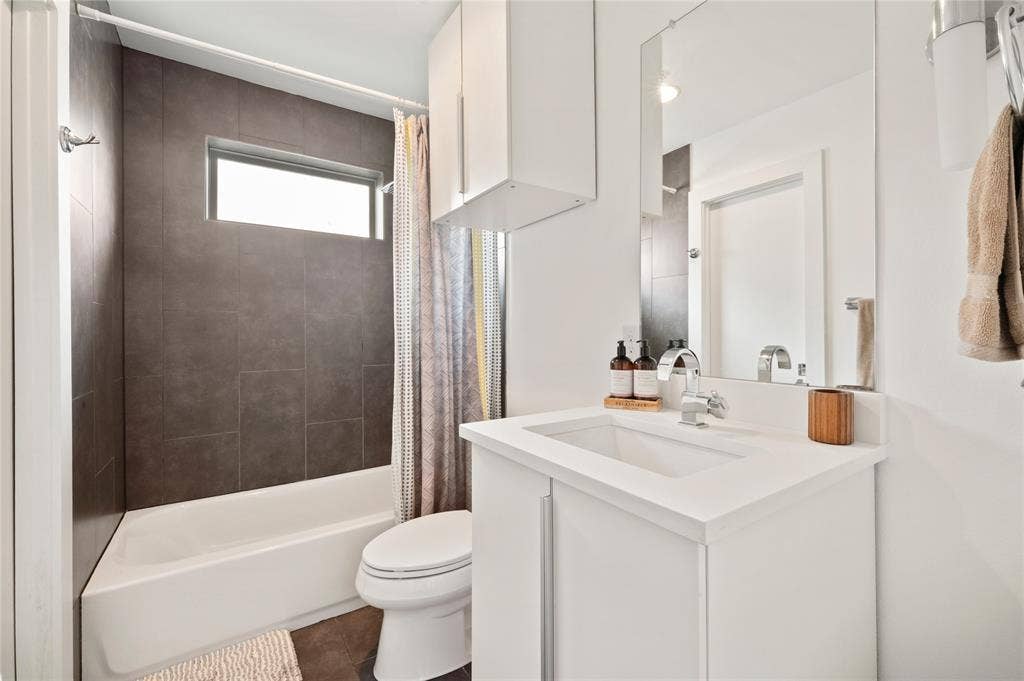 5708 Bryan Parkway, #A, Dallas, TX 75206