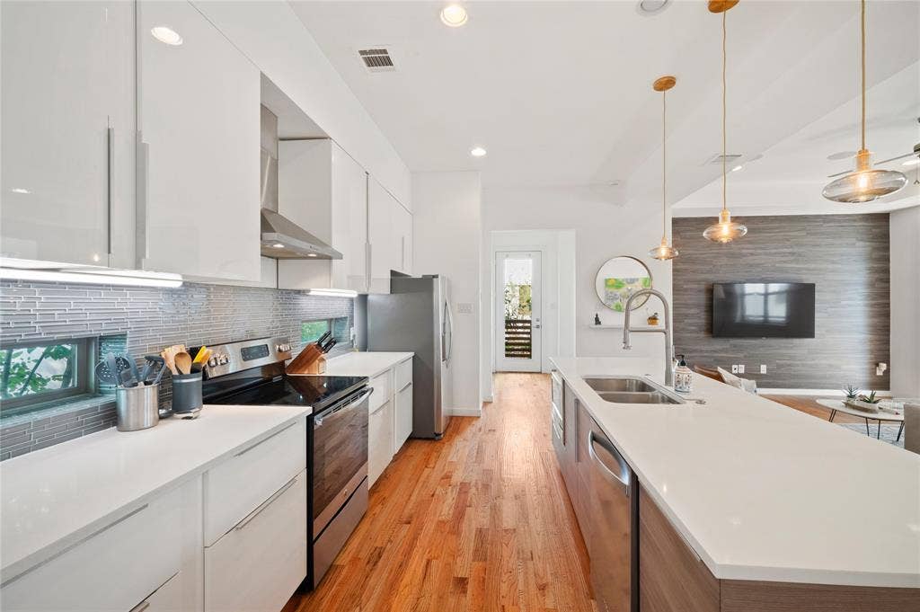 5708 Bryan Parkway, #A, Dallas, TX 75206