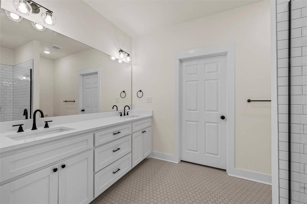 1616 N 17th Street, Waco, TX 76707 1616 N 17th Street, Waco, TX 76707