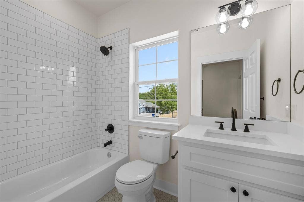 1616 N 17th Street, Waco, TX 76707 1616 N 17th Street, Waco, TX 76707