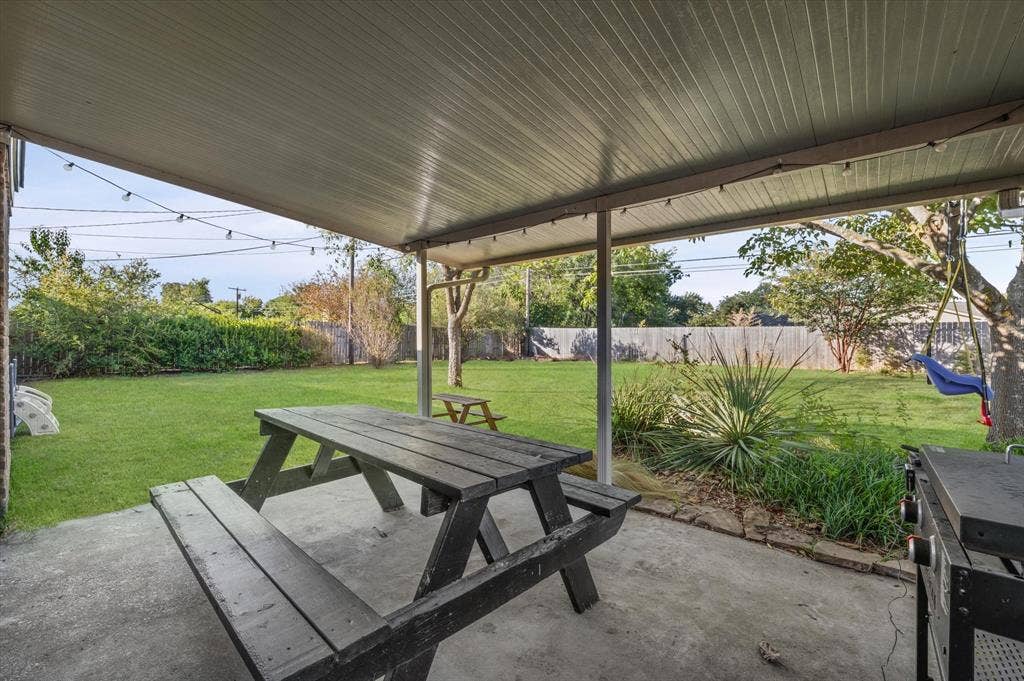 213 Travis Lane, Hewitt, TX 76643 213 Travis Lane, Hewitt, TX 76643