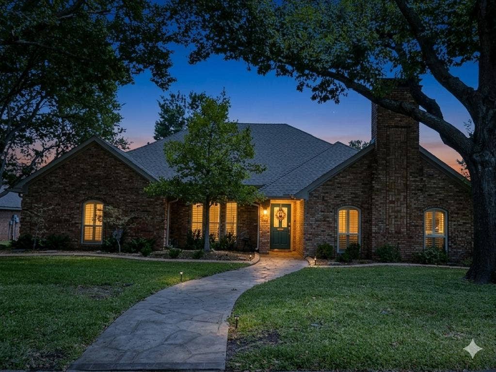 2304 Skipwith Drive, Plano, TX 75023 ai enhanced