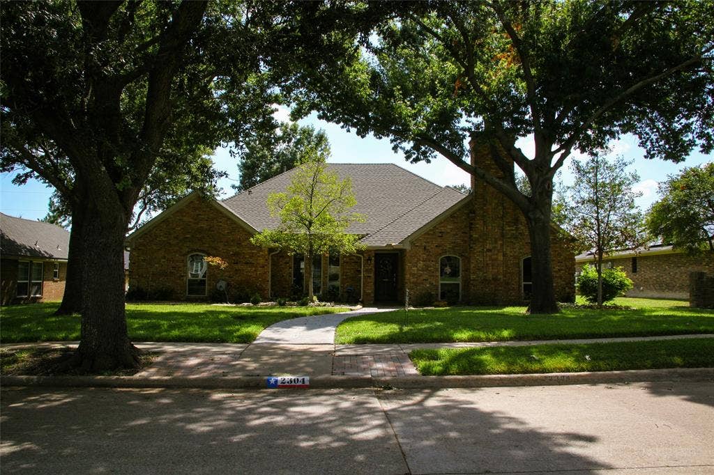 2304 Skipwith Drive, Plano, TX 75023 2304 Skipwith Drive, Plano, TX 75023