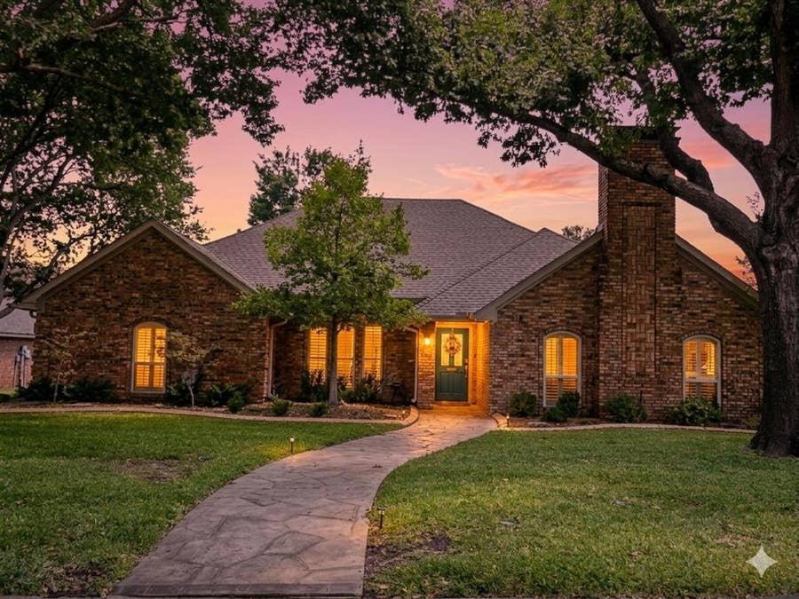 Property photo for 2304 Skipwith Drive, Plano, TX