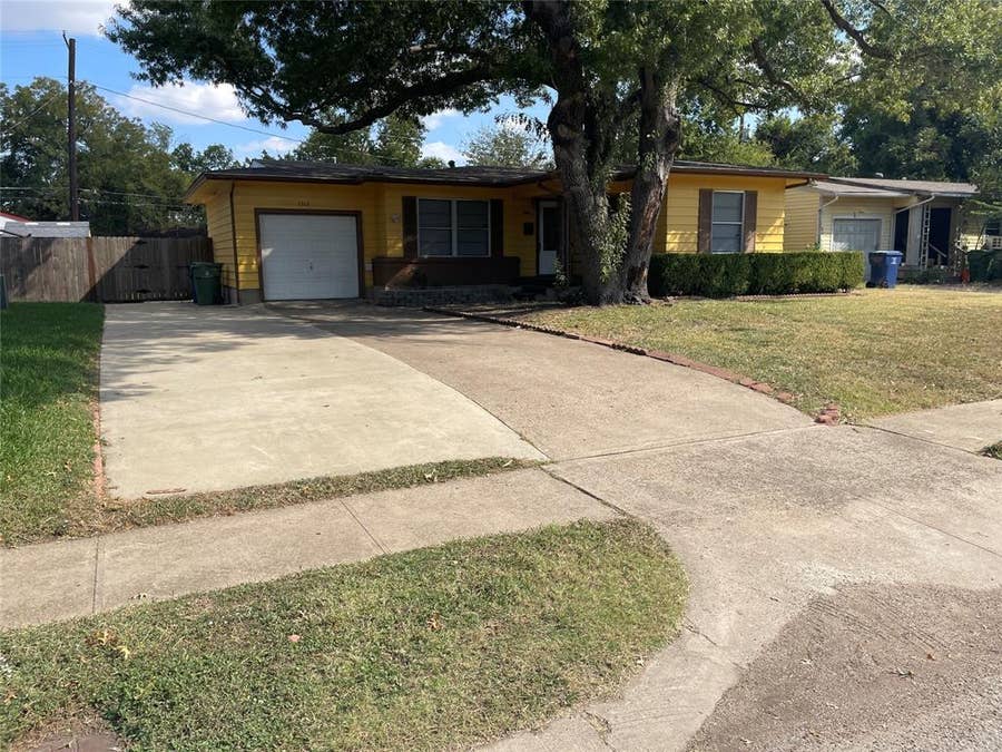 Property photo for 1512 Hilltop Drive, Garland, TX