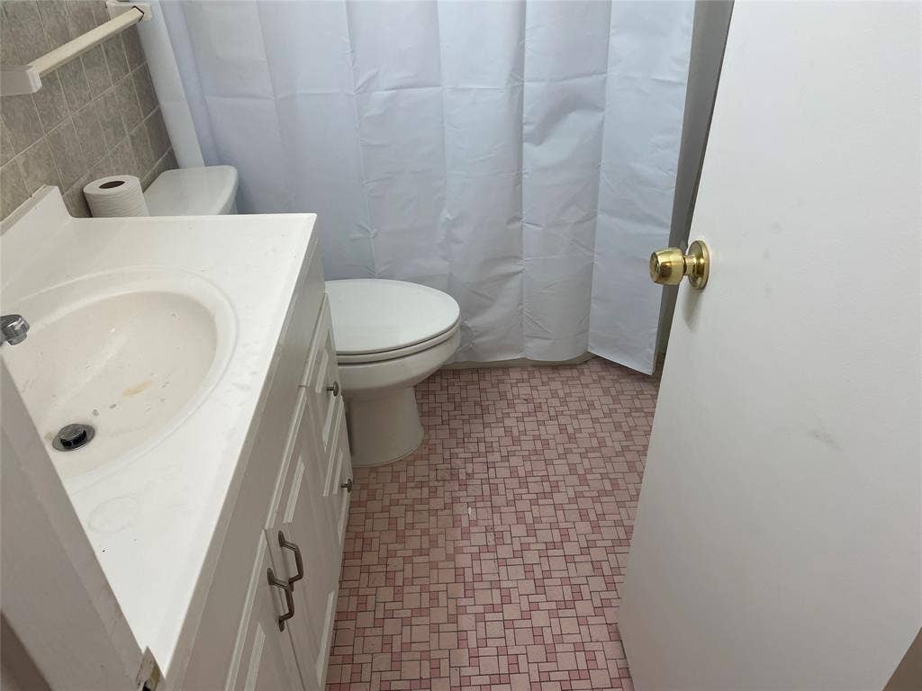 1512 Hilltop Drive, Garland, TX 75042 1512 Hilltop Drive, Garland, TX 75042