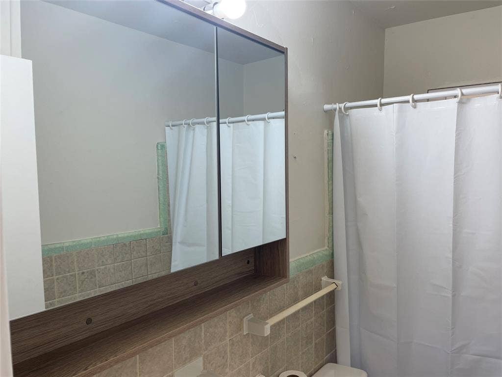 1512 Hilltop Drive, Garland, TX 75042 1512 Hilltop Drive, Garland, TX 75042