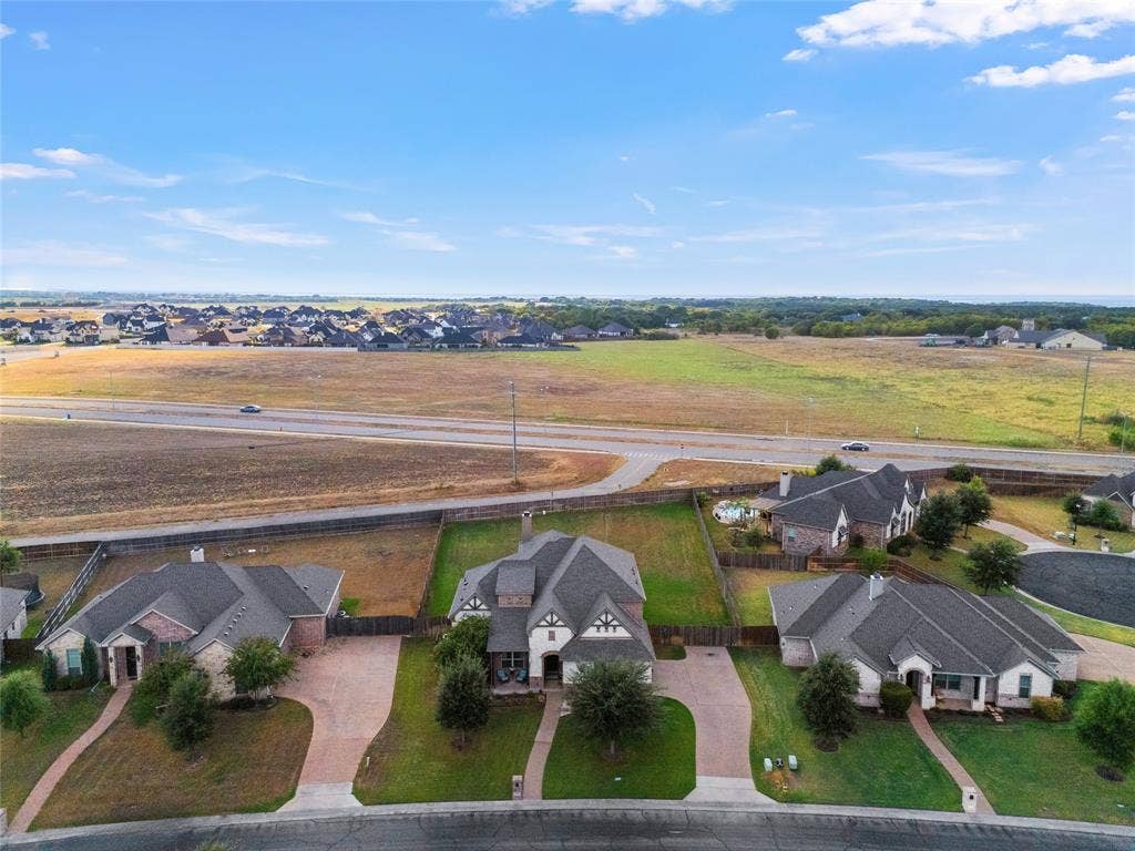 2109 Therese, Waco, TX 76712 2109 Therese, Waco, TX 76712