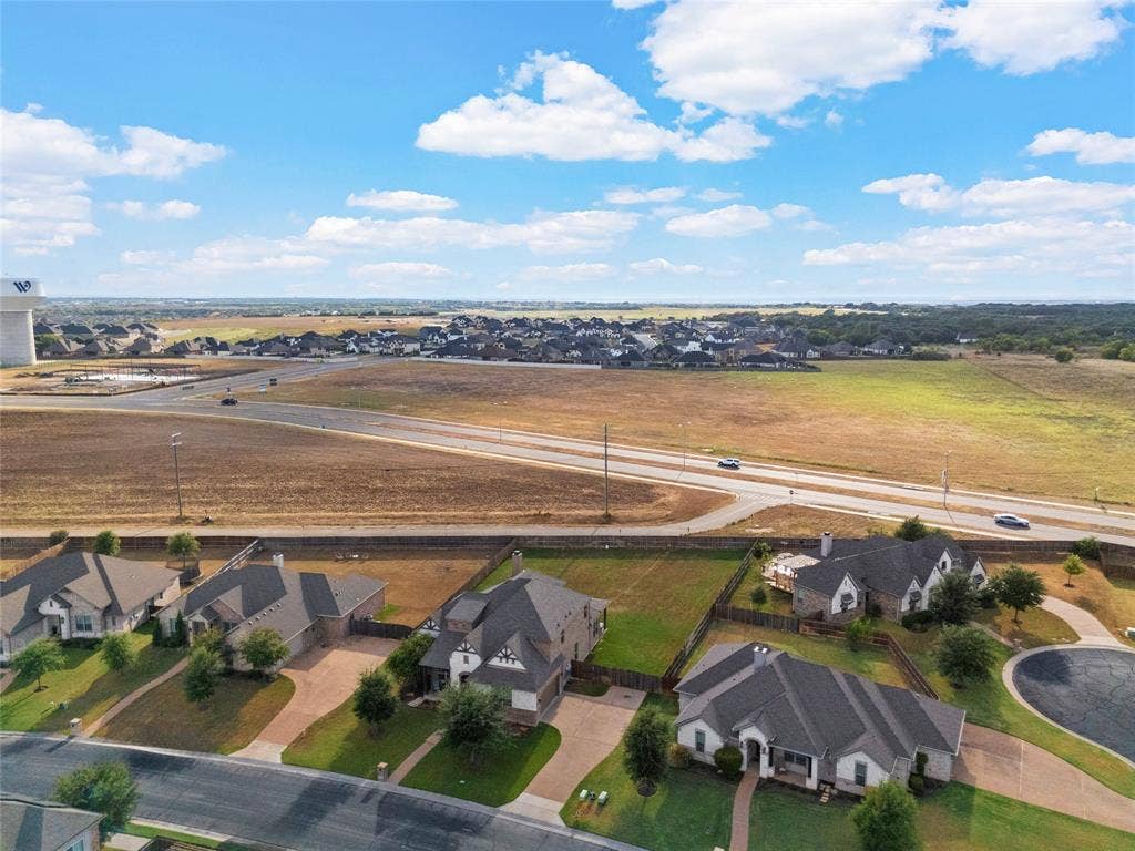 2109 Therese, Waco, TX 76712 2109 Therese, Waco, TX 76712