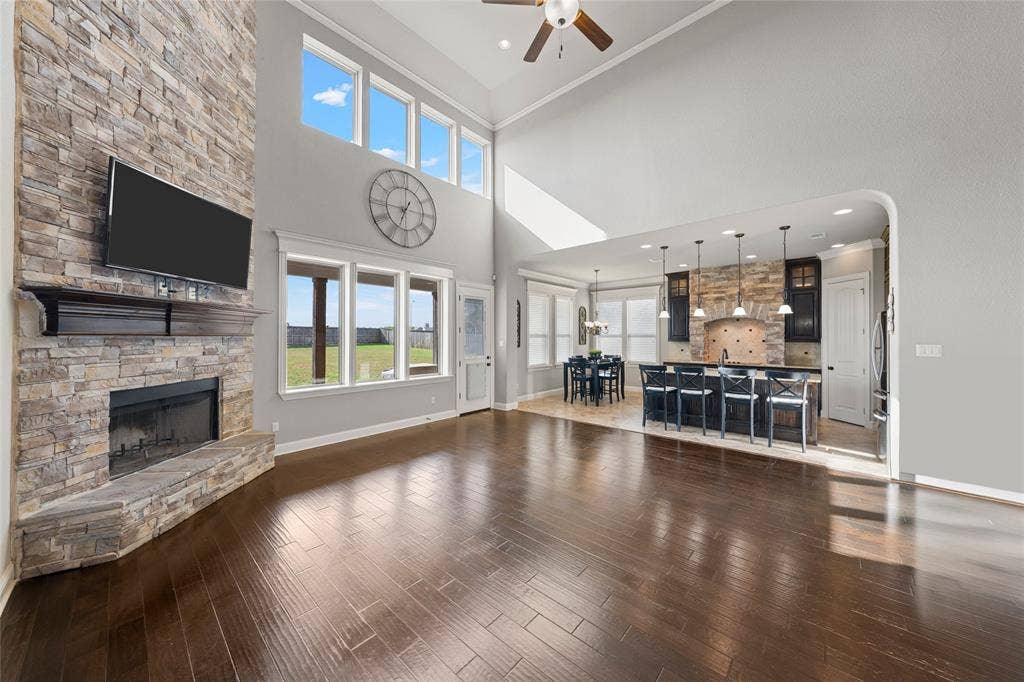 2109 Therese, Waco, TX 76712 2109 Therese, Waco, TX 76712