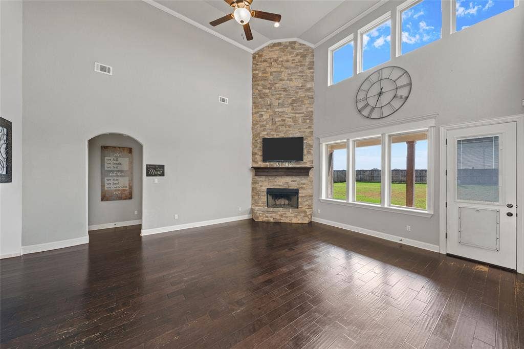 2109 Therese, Waco, TX 76712 2109 Therese, Waco, TX 76712