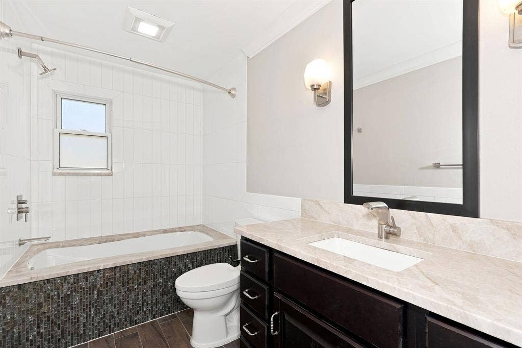 1901 Creek Wood Court, Irving, TX 75060