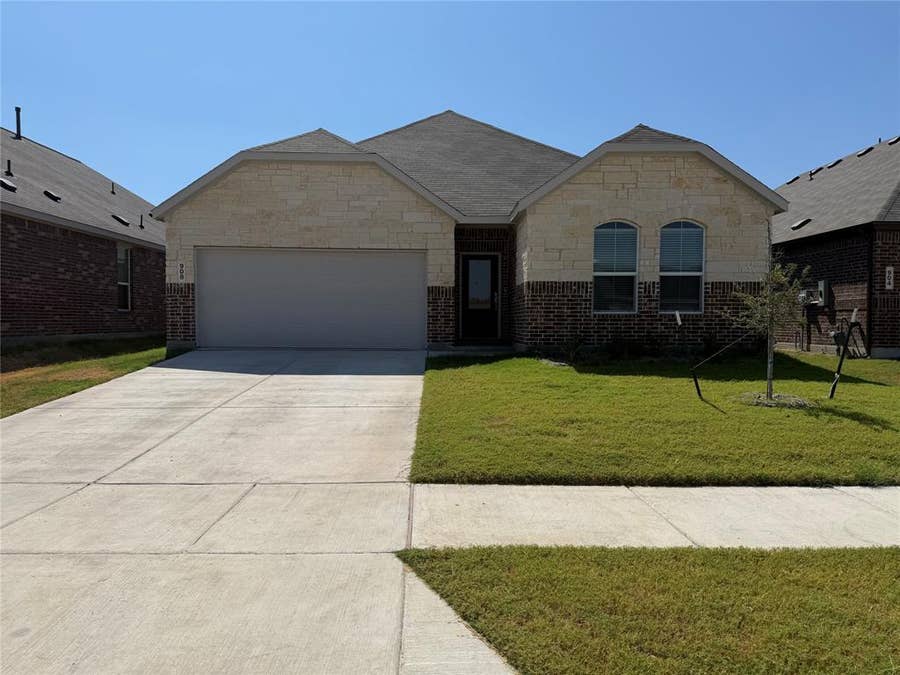 Property photo for 908 Sugarberry Street, Princeton, TX