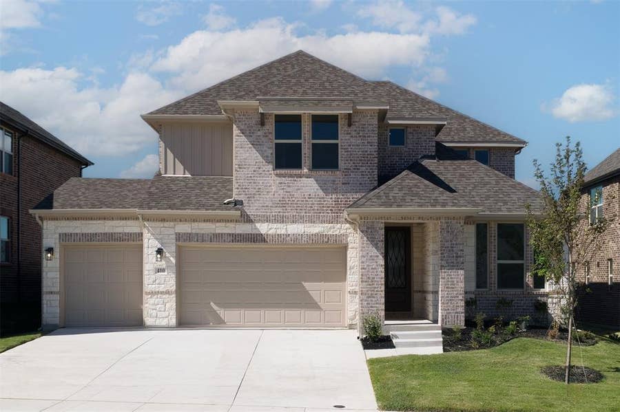 Property photo for 410 Plains Place, Fate, TX