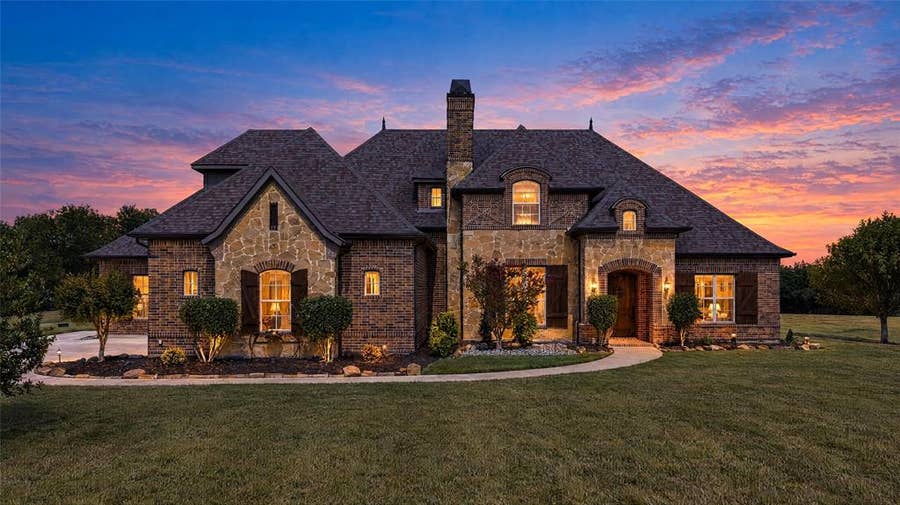 Property photo for 4840 Serenity Trail, McKinney, TX