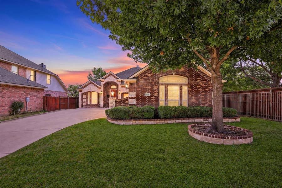 Property photo for 3700 Monica Lane, Fort Worth, TX