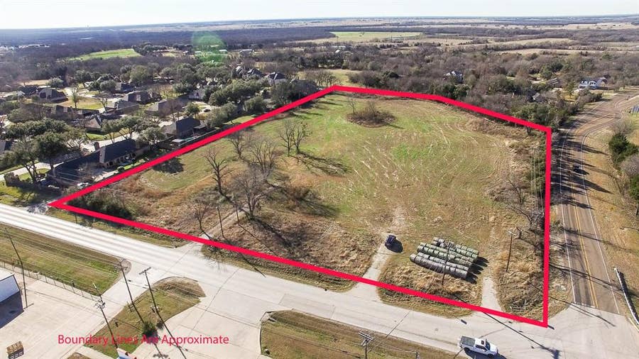 Property photo for 1806 S Houston Street, Kaufman, TX