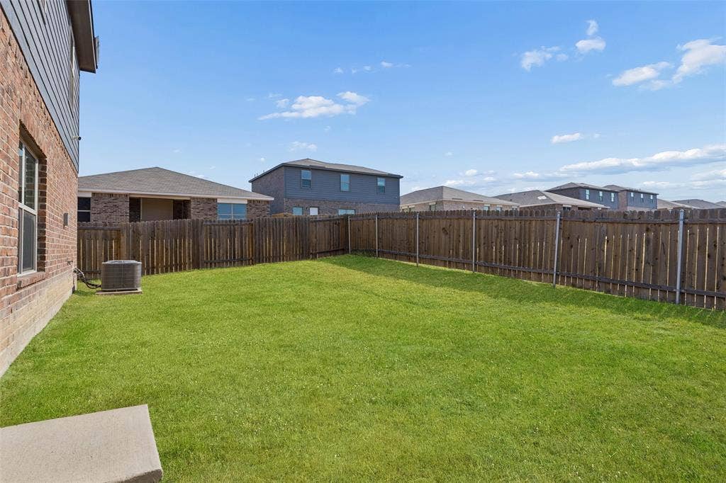 618 Arlington Park Court, Seagoville, TX 75159