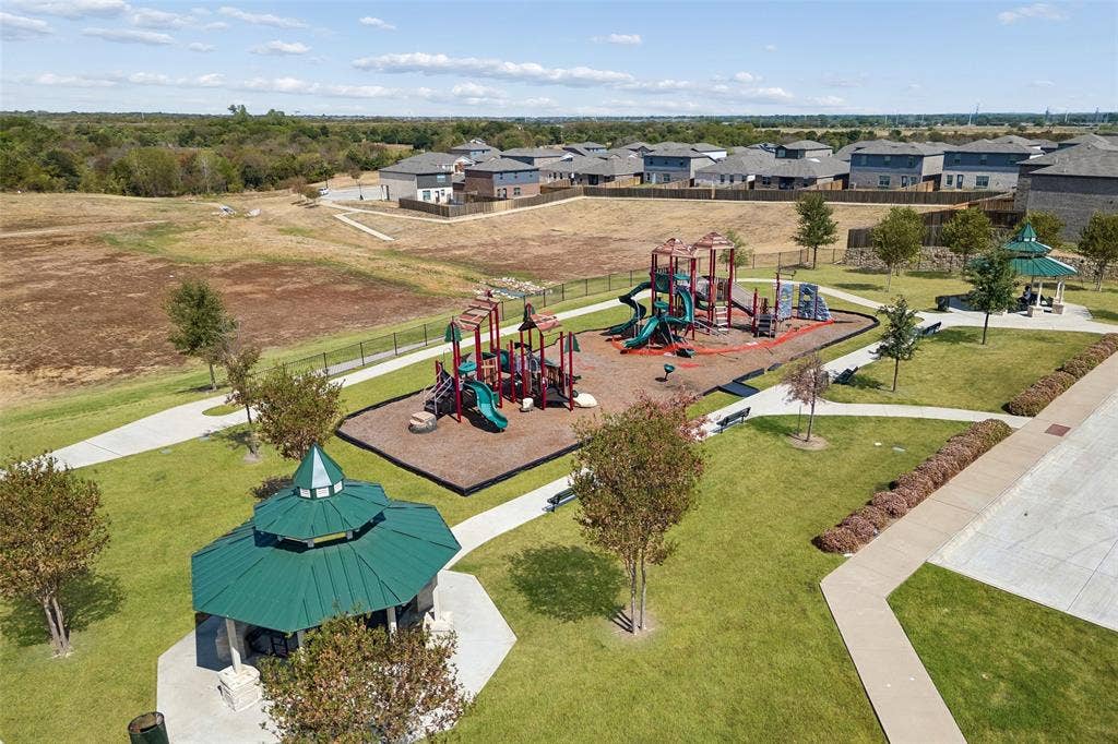 618 Arlington Park Court, Seagoville, TX 75159