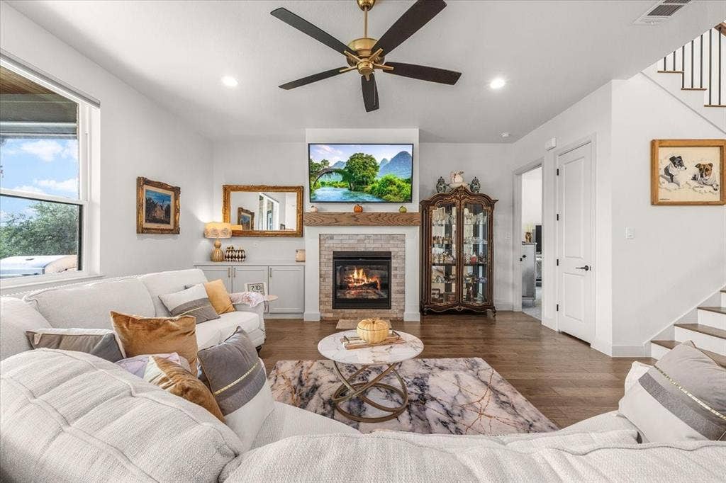 4305 Shale Bluff Court, Granbury, TX 76048 4305 Shale Bluff Court, Granbury, TX 76048