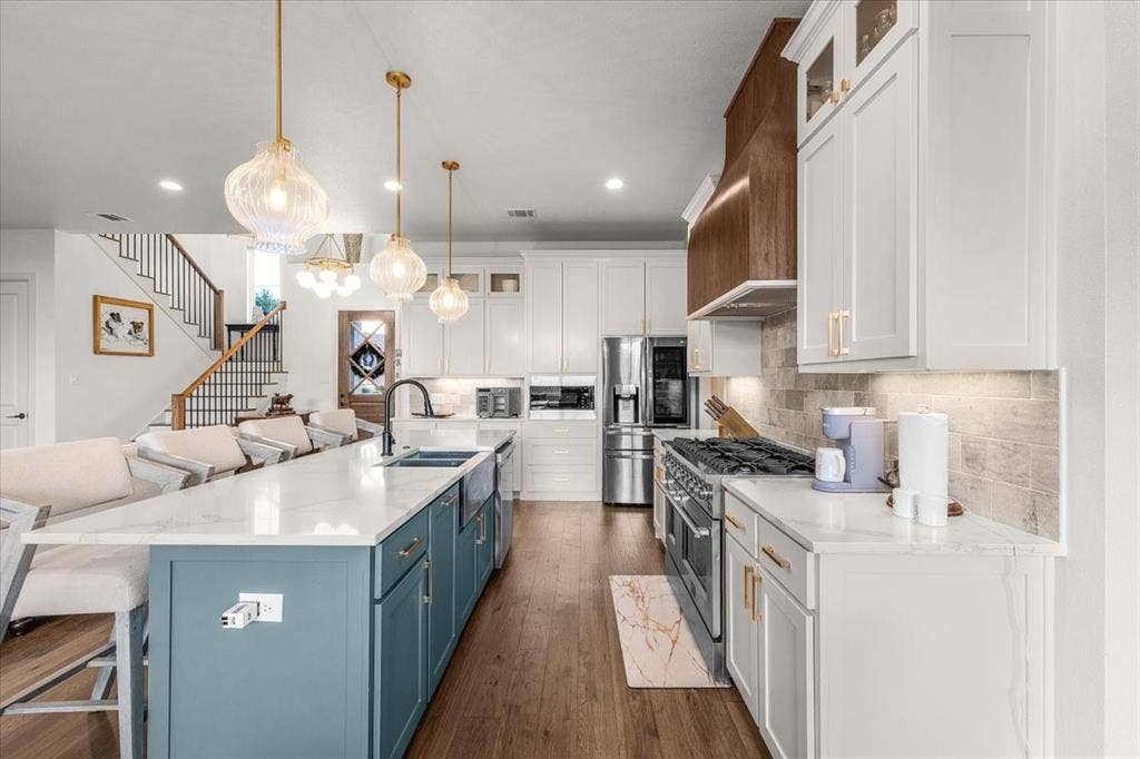 4305 Shale Bluff Court, Granbury, TX 76048 4305 Shale Bluff Court, Granbury, TX 76048