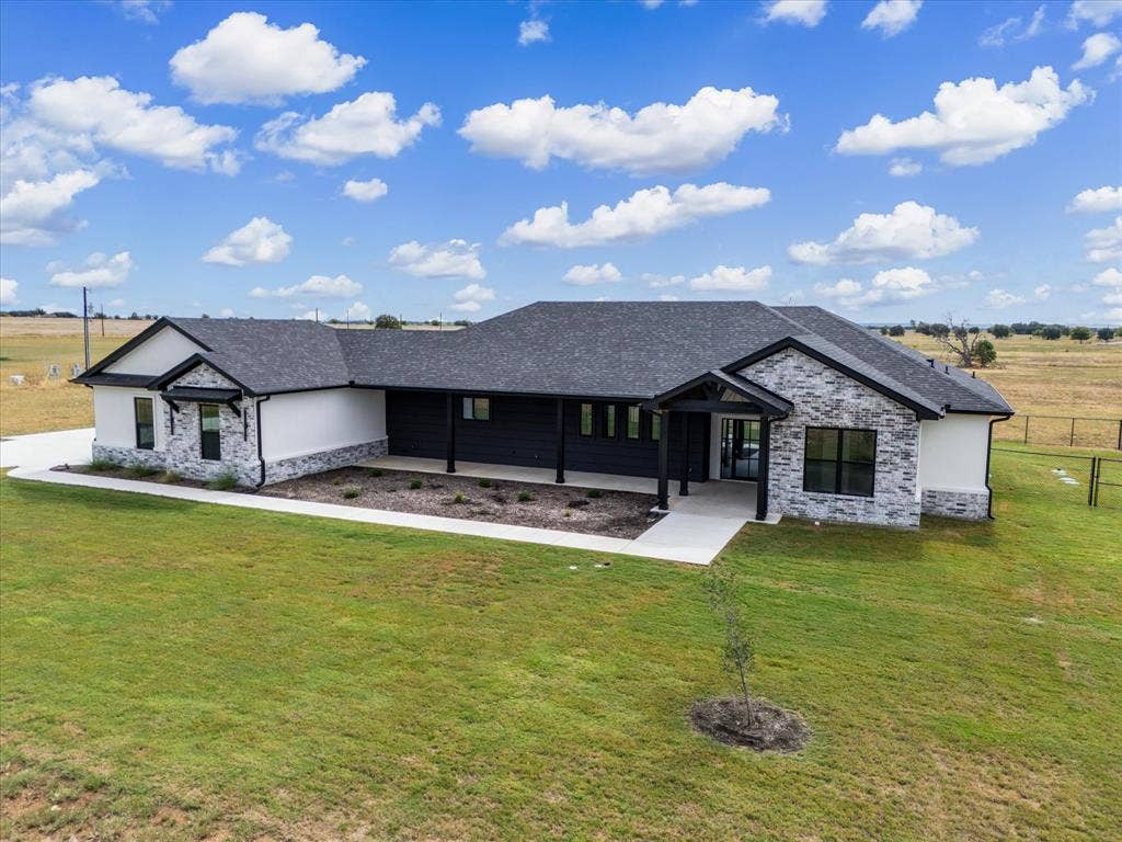 611 Willow Moon Ranch, Crawford, TX 76638 611 Willow Moon Ranch, Crawford, TX 76638