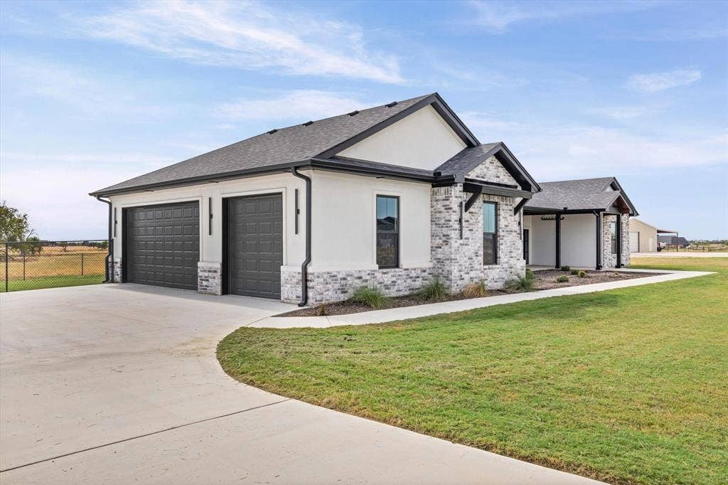 611 Willow Moon Ranch, Crawford, TX 76638 611 Willow Moon Ranch, Crawford, TX 76638