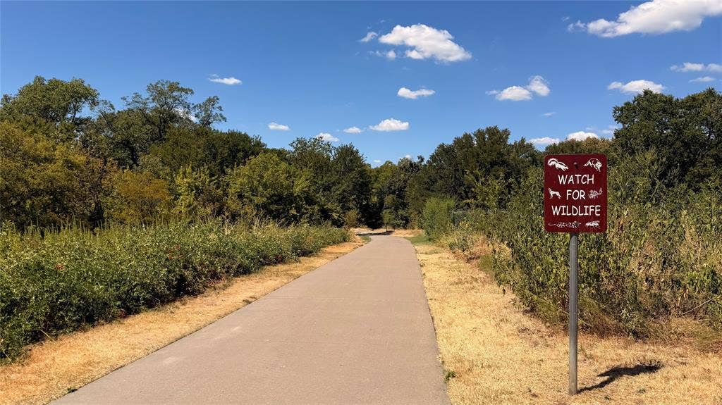 6416 Andora Drive, Plano, TX 75093 Walk to nearby Arbor Hills Nature Preserve.