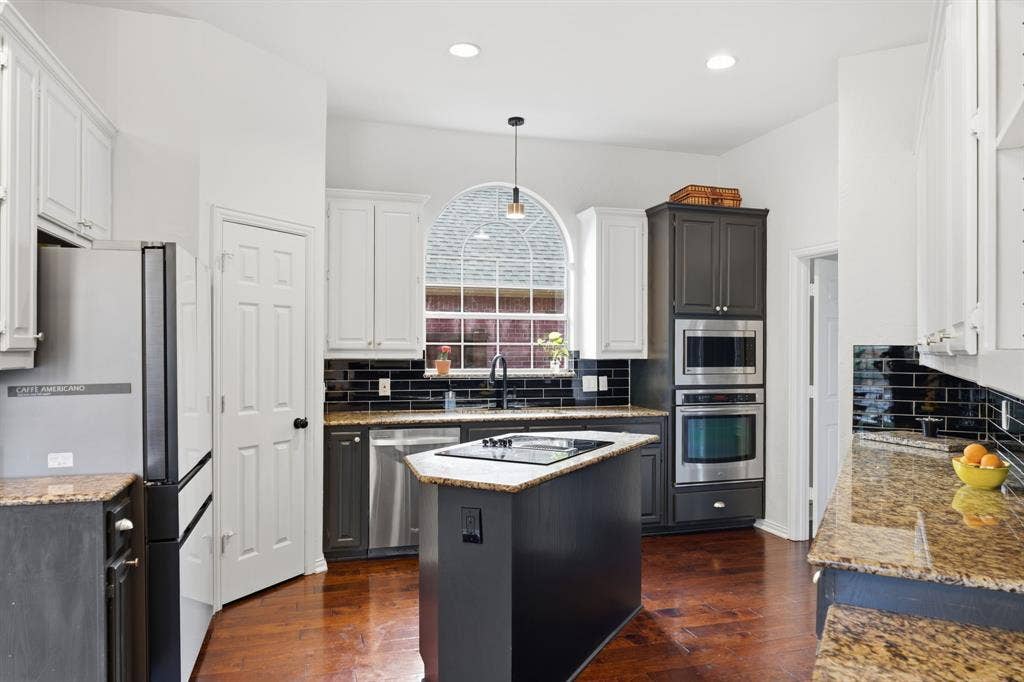 6416 Andora Drive, Plano, TX 75093 6416 Andora Drive, Plano, TX 75093