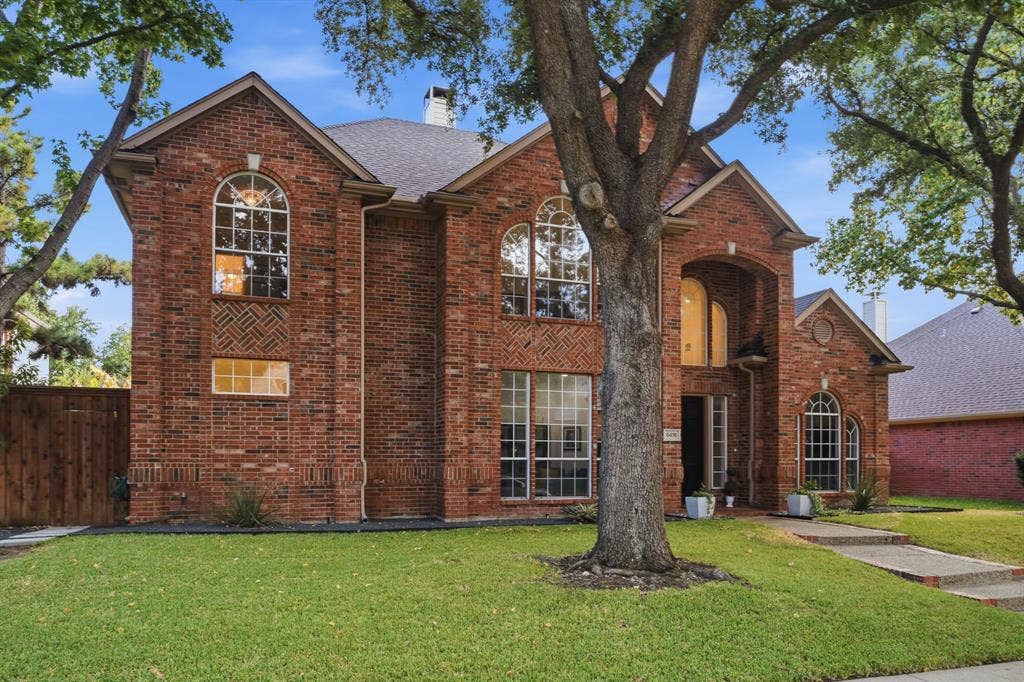 6416 Andora Drive, Plano, TX 75093 Prestigious 75093 zip code walking distance to Arbor Hills park.