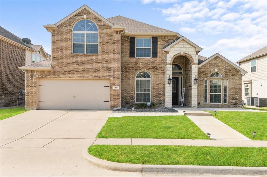 Property photo for 321 Micco Lane, Fate, TX