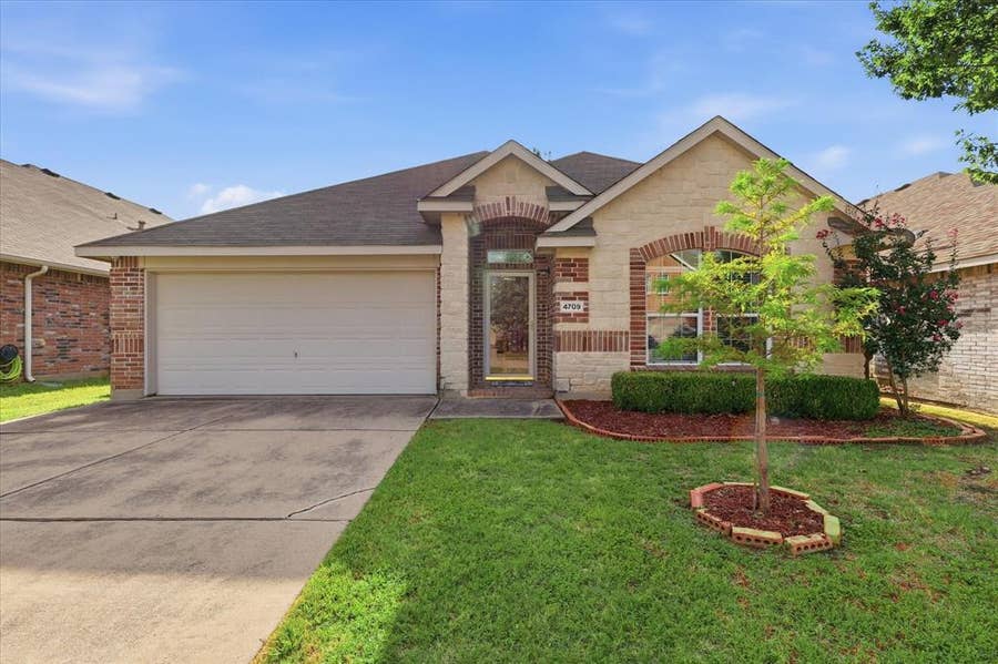 Property photo for 4709 Redbud Drive, Denton, TX
