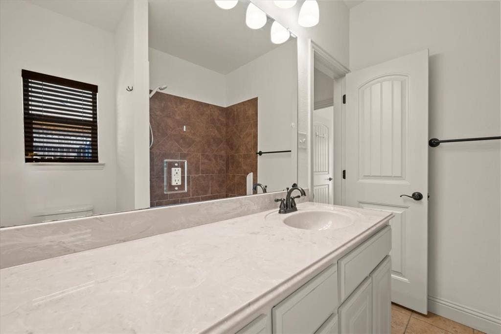 537 Zachary Drive, Weatherford, TX 76087 537 Zachary Drive, Weatherford, TX 76087