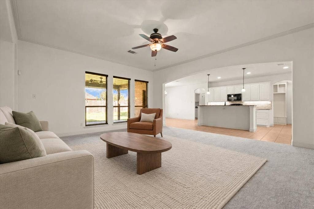 537 Zachary Drive, Weatherford, TX 76087 Virtually Staged