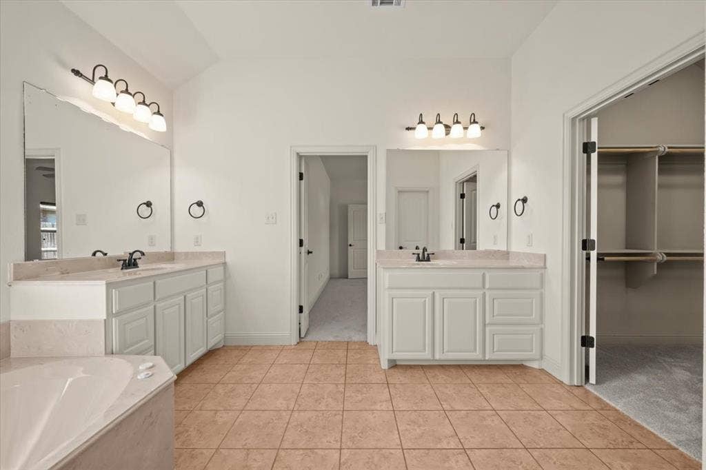 537 Zachary Drive, Weatherford, TX 76087 537 Zachary Drive, Weatherford, TX 76087
