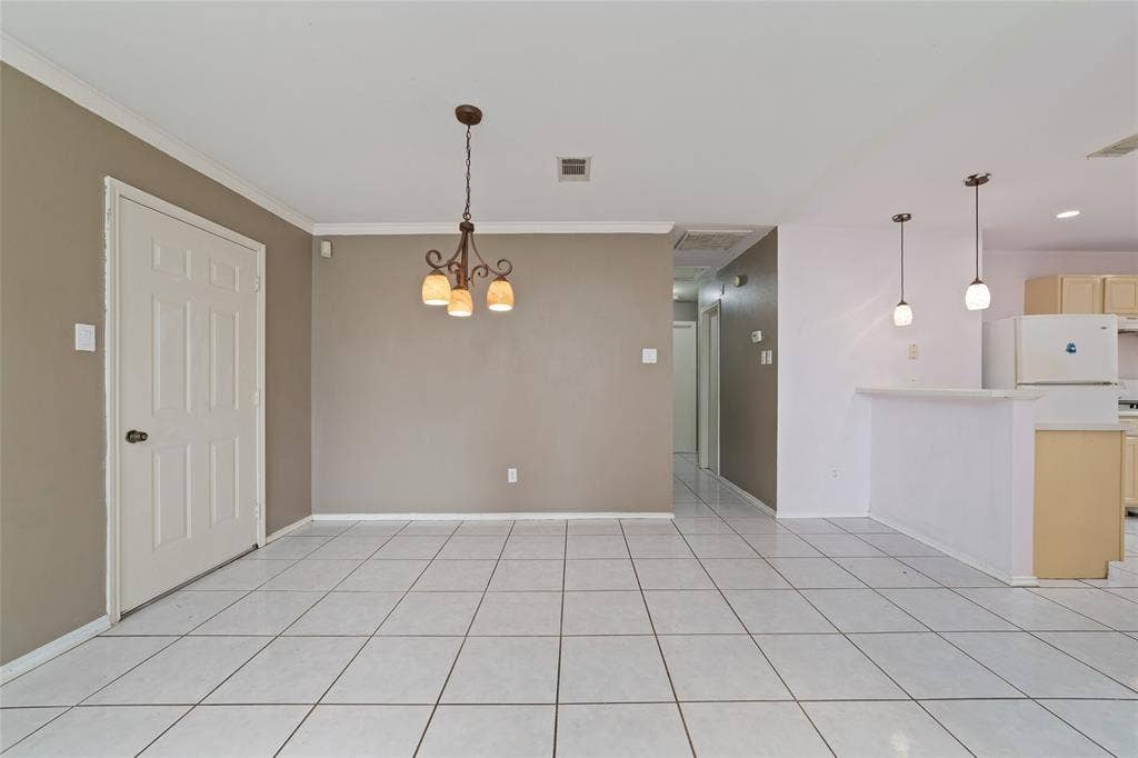 3306 Garrison Court, Houston, TX 77014 3306 Garrison Court, Houston, TX 77014