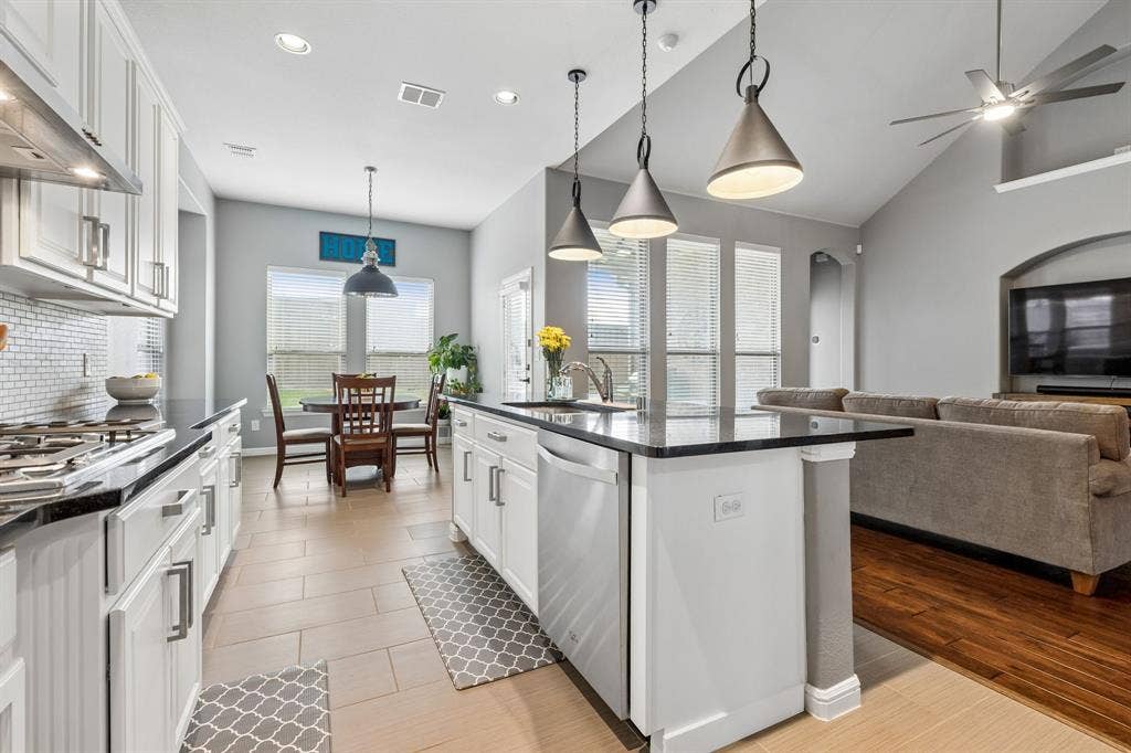 2627 Cotillion Drive, Sachse, TX 75048 2627 Cotillion Drive, Sachse, TX 75048