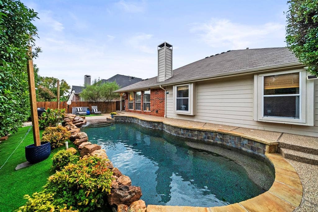 1112 Wentwood Drive, Corinth, TX 76210 1112 Wentwood Drive, Corinth, TX 76210