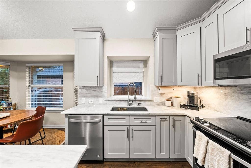 1112 Wentwood Drive, Corinth, TX 76210 1112 Wentwood Drive, Corinth, TX 76210