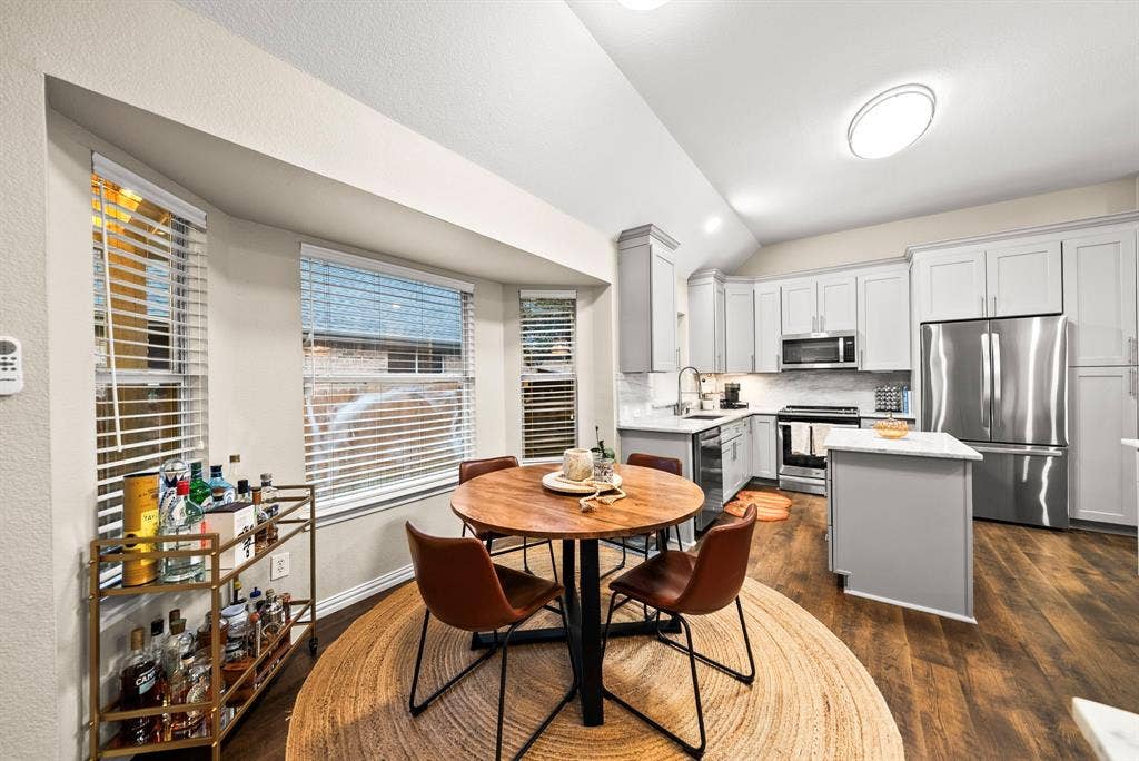 1112 Wentwood Drive, Corinth, TX 76210 1112 Wentwood Drive, Corinth, TX 76210