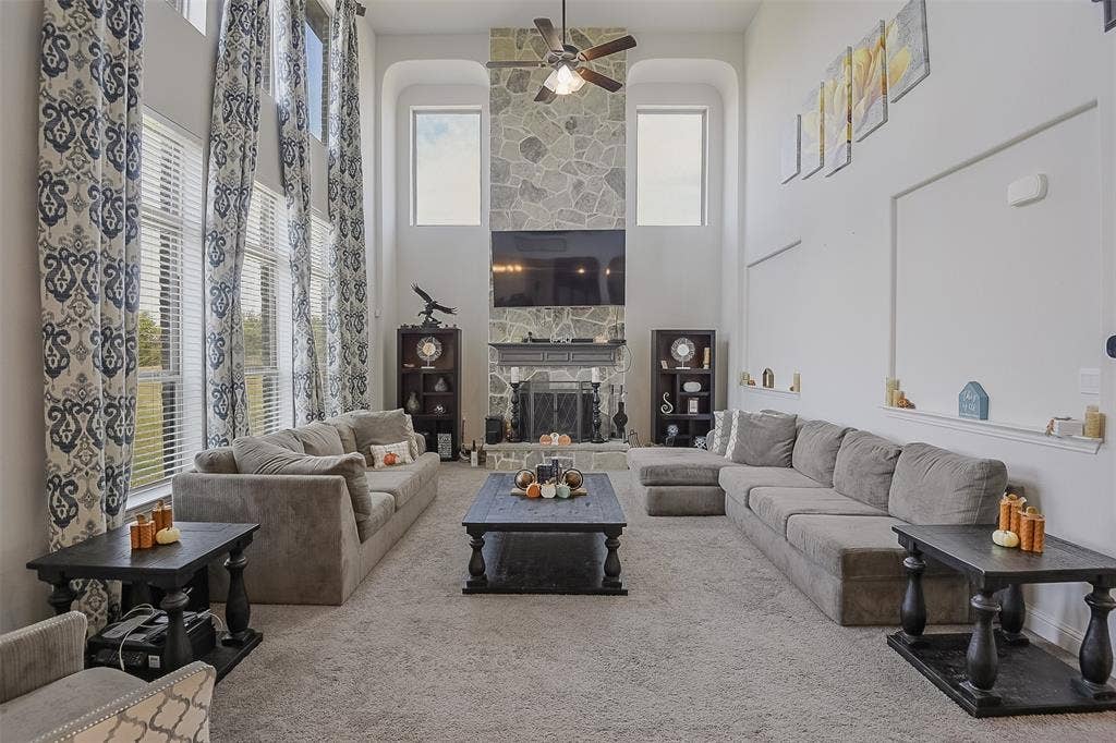 4111 Roberts Lane, Midlothian, TX 76065