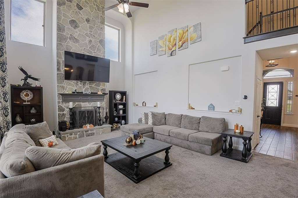 4111 Roberts Lane, Midlothian, TX 76065