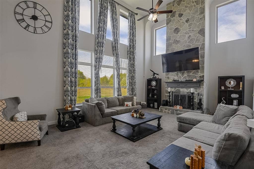 4111 Roberts Lane, Midlothian, TX 76065