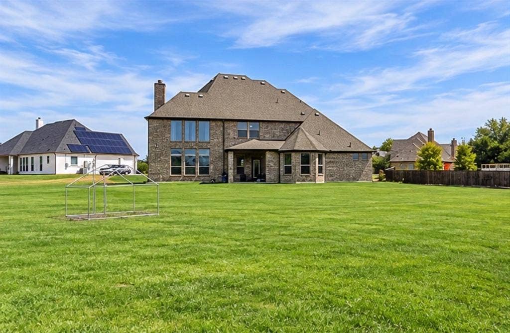 4111 Roberts Lane, Midlothian, TX 76065