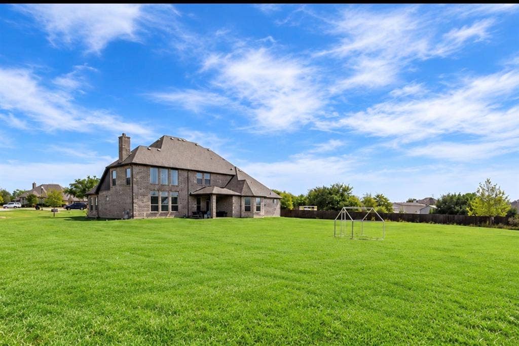 4111 Roberts Lane, Midlothian, TX 76065