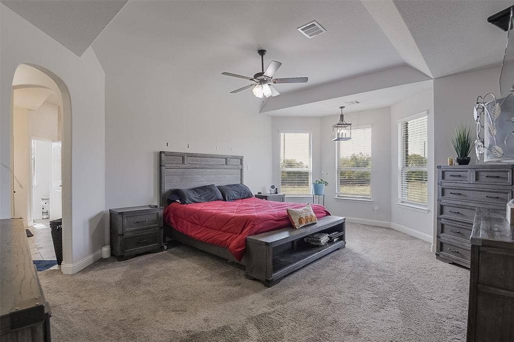 4111 Roberts Lane, Midlothian, TX 76065