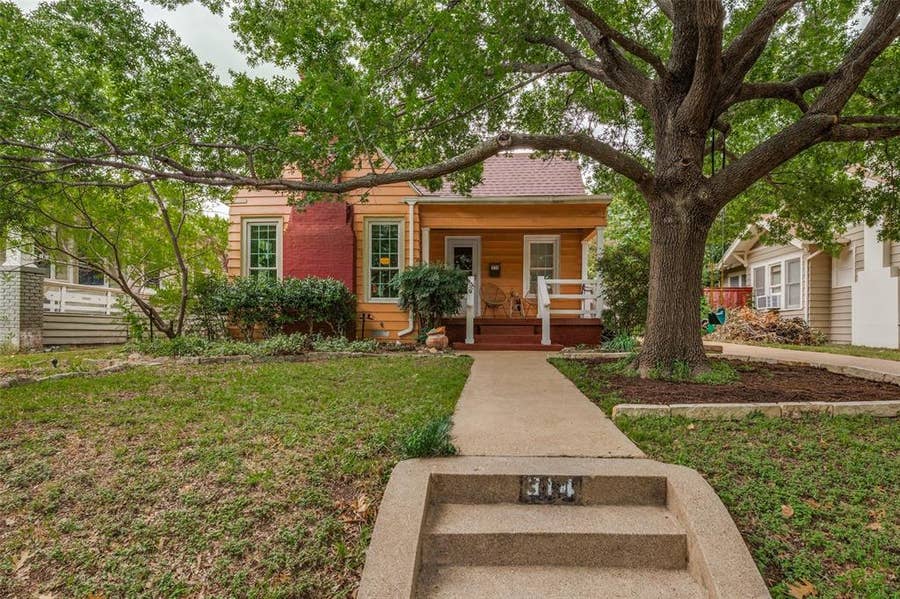 Property photo for 314 N Marlborough Avenue, Dallas, TX